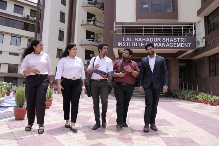 LBSIM Delhi Students photo 8